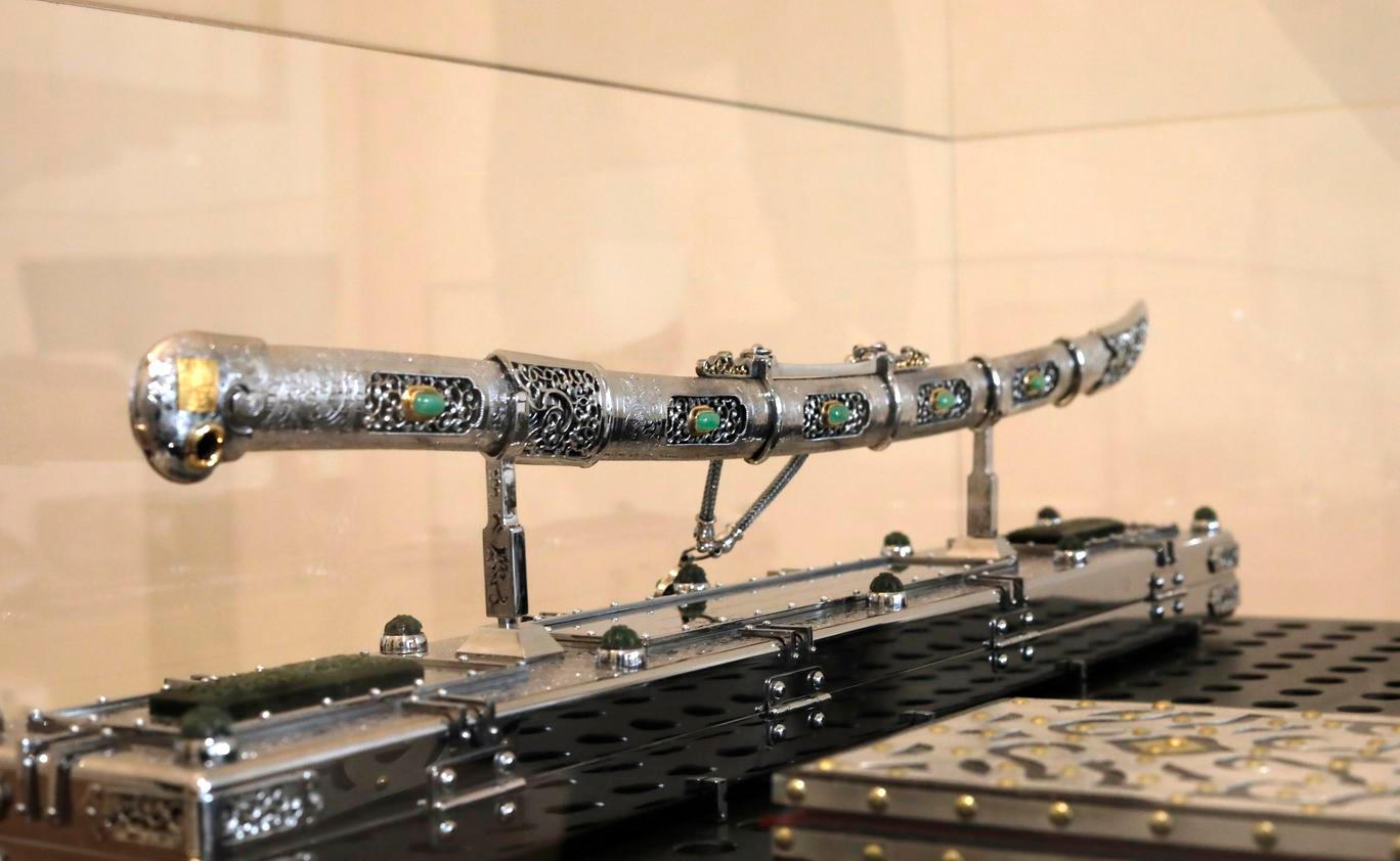 Pražský hrad, Rožmberský palác, Výstava prezidentských darů, 