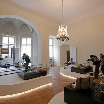 Pražský hrad, Rožmberský palác, Výstava prezidentských darů