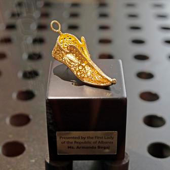 Pražský hrad, Rožmberský palác, Výstava prezidentských darů, 