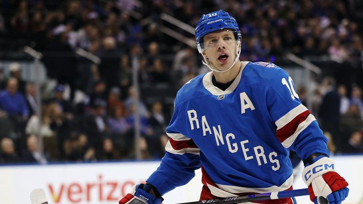 Ruský útočník Artěmij Panarin v dresu Rangers