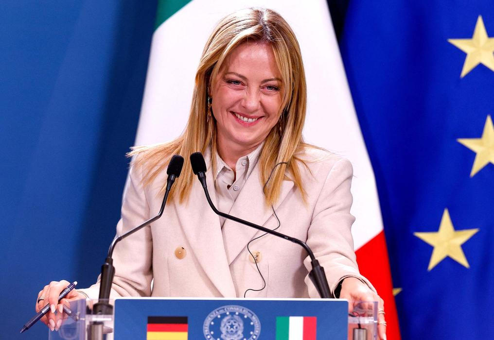 Z nebe rovnou pryč: Meloniová andělem jen pár hodin