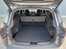 Díky velkému kufru je Bigster vhodným kandidátem na rodinné auto.