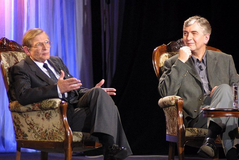 Do televizní talk show Na kus řeči si Miroslav Donutil zval různé hosty. Jedním z nich byli i herec Jiří Kodet.