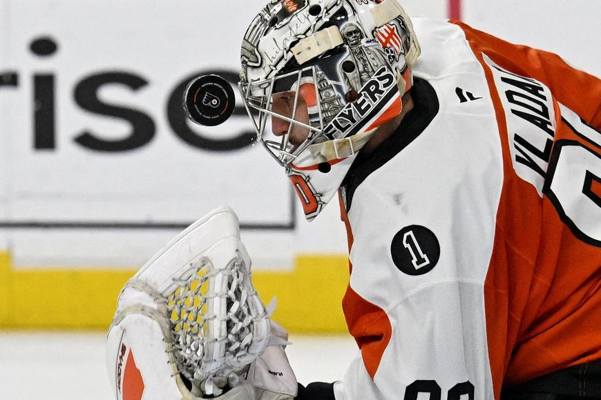 Pochroumaný Vladař nastoupil, ale chyboval. I proto Philadelphia poprvé padla