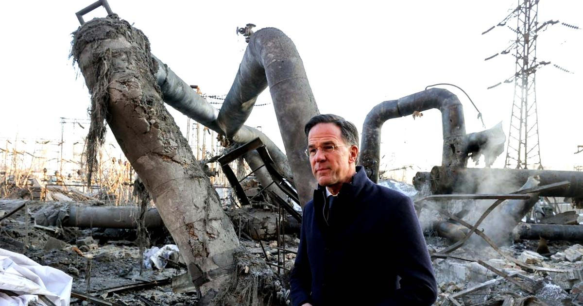 Děsivá destrukce ukrajinské elektrárny, lidé mrznou. Šéf NATO prošel centrem zkázy