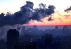 Kyjev sevřený ledem, teplárna leží v troskách