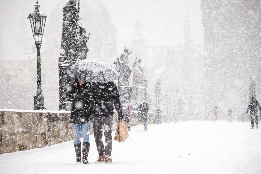 Velkolepý návrat sněhu. Víme, kde nasněží nejvíc. Pozor na nebezpečné jevy, varují meteorologové