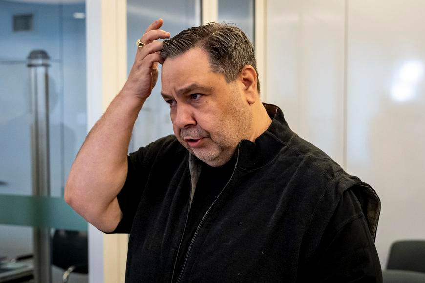 Sněmovna obmění třetinu Rady České televize, ve funkci končí Veselý i Šlégr