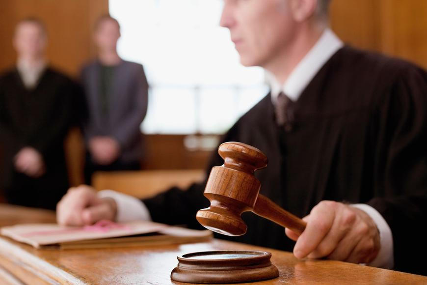 První rozsudek z hromadného řízení je pravomocný, firma musí zákazníkům zaplatit