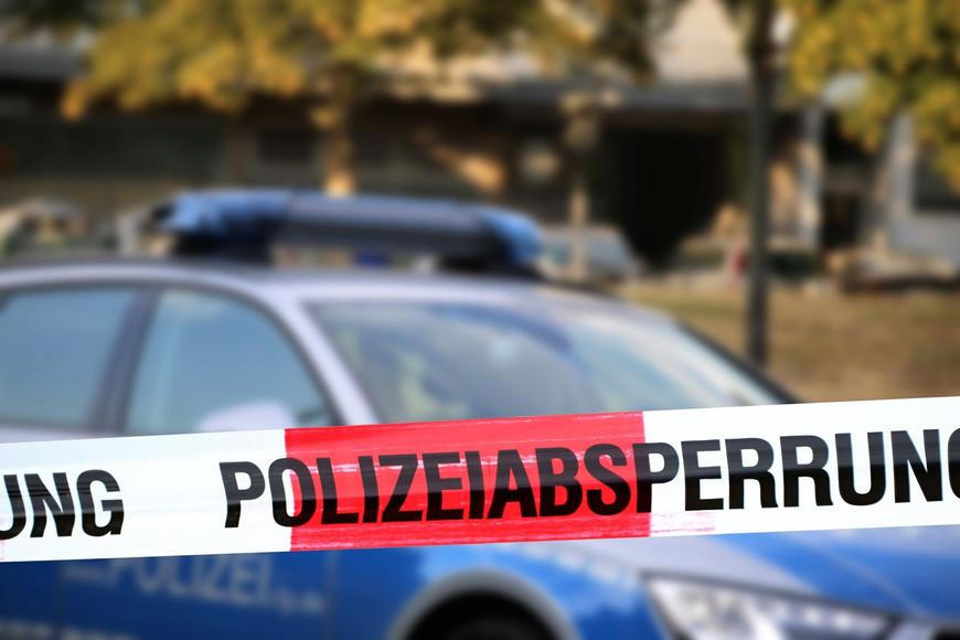 U nádraží Zoo v centru Berlína zastřelili muže. Pachatelé jsou na útěku