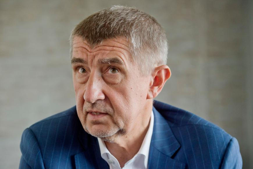„To se mi vůbec nelíbí.“ Babiš vyzval Orlen a MOL ke zlevnění, prý nepochopitelně zdražovaly
