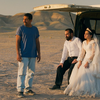 Thrillerové drama s prvky černé grotesky s názvem Drobná nehoda bylo oceněno Zlatou palmou z festivalu v Cannes 2025 a dvěma nominacemi na Oscara. Režisérem i autorem scénáře je Džafar Panahí.