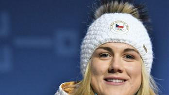 Karolína Erbanová s bronzovou medailí ze závodu na 500 m na ZOH 2018