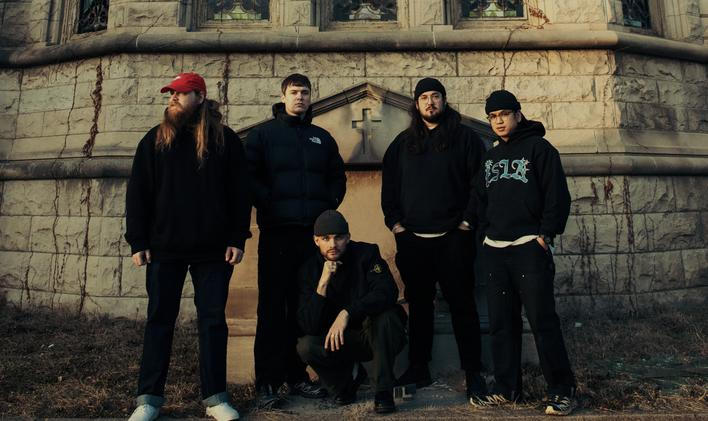 Americká hardcore punková kapela Knocked Loose vznikla v roce 2013.