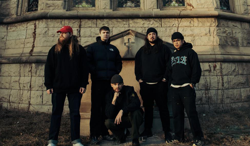 Americká hardcore punková kapela Knocked Loose vznikla v roce 2013.