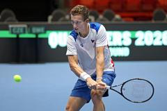 Tenista Jiří Lehečka při tréninku před kvalifikací Davisova poháru