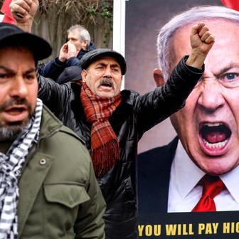 Škoda tyhle fotky minout: demonstrace za milion, prorok počasí nebo princ štvancem