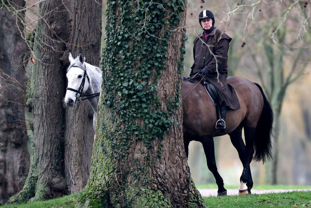 Škoda tyhle fotky minout: demonstrace za milion, prorok počasí nebo princ štvancem