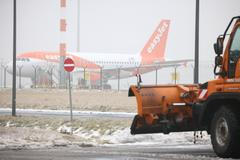 Berlin Brandenburg Airport closed due to ice on tarmac
