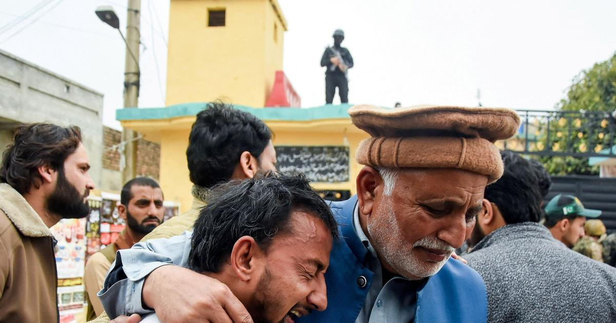 Sebevražedný atentát v mešitě v Islámábádu si vyžádal nejméně 31 obětí