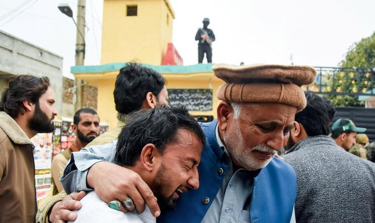 Deadly explosion at a Shi'ite Muslim mosque in Islamabad