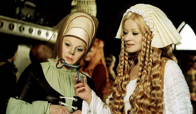 Jana Brejchová jako královna Eliška Pomořanská v Noci na Karlštejně.