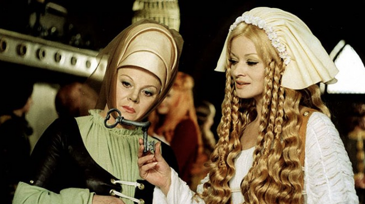 Jana Brejchová jako královna Eliška Pomořanská v Noci na Karlštejně.