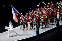 Nástup českých olympioniků v Miláně, v čele vlajkonoš David Pastrňák