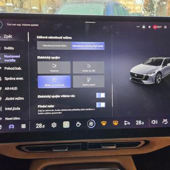 Špatné překlady některých funkcí má Mazda 6e společné s dalšími čínskými auty.