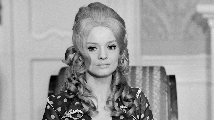 Jana Brejchová roli Pauly v televizním seriálu F. L. Věk (1971).