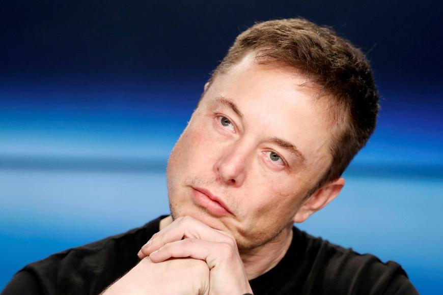 Musk otočil. Odkládá misi na Mars, nově se chce soustředit na Měsíc