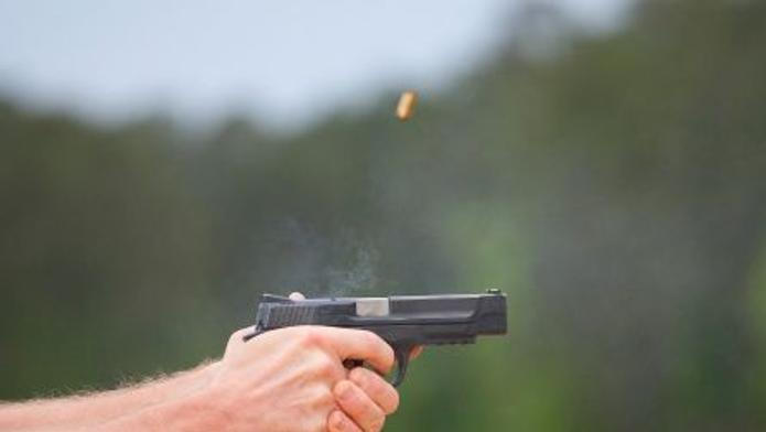 Zbraň, zbraně, držení zbraní, střelba, pistole, vrah, vražda, kriminalita, ilustrační foto