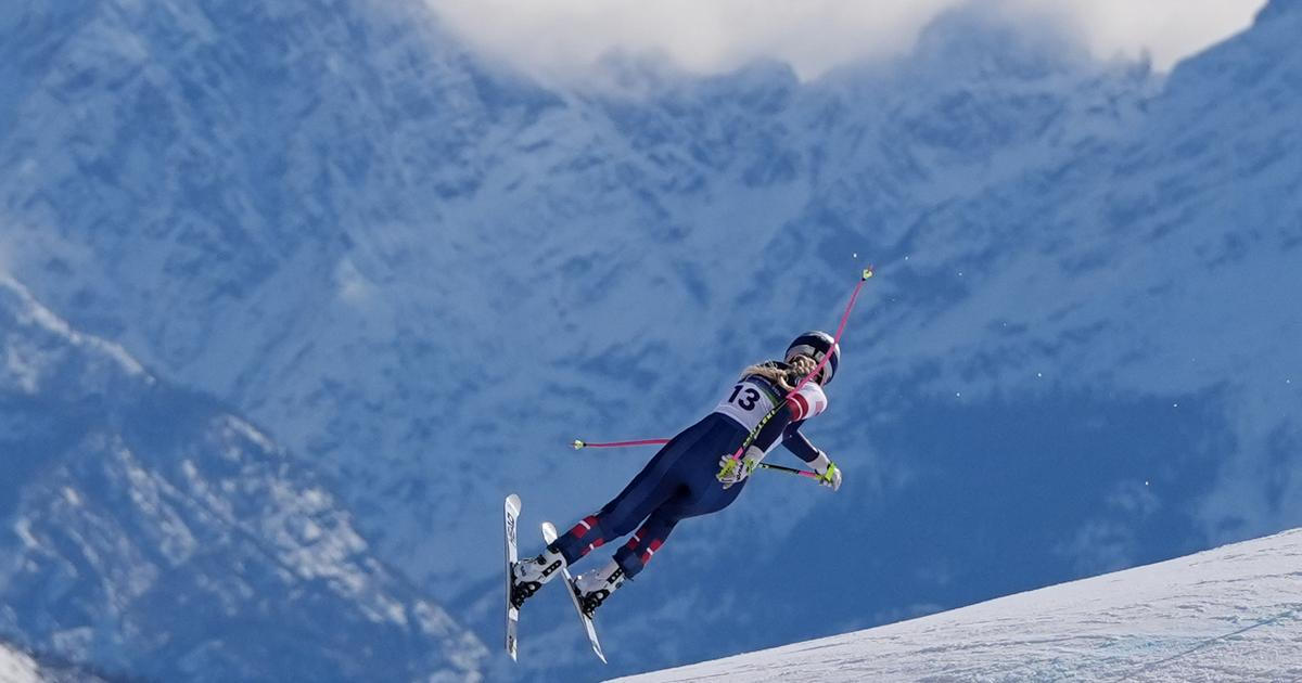 Tribuny umlkly hrůzou. Sen Vonnové trval vteřiny, po těžkém pádu ji odvezl vrtulník 