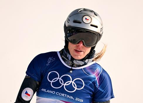 Ester Ledecká ve čtvrtfinále paralelního obřího slalomu na ZOH 2026