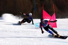 Zuzana Maděrová (vpravo) ve finále paralelního obřího slalomu na ZOH 2026