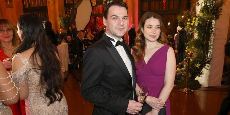 Petr Macinka , manželka