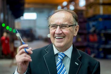 Karsit, František Řípa, holding, autodíly, podnikání, Jaroměř