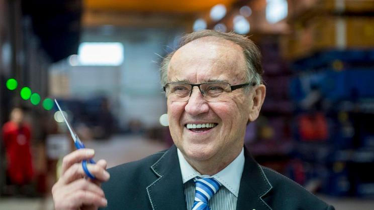 Karsit, František Řípa, holding, autodíly, podnikání, Jaroměř