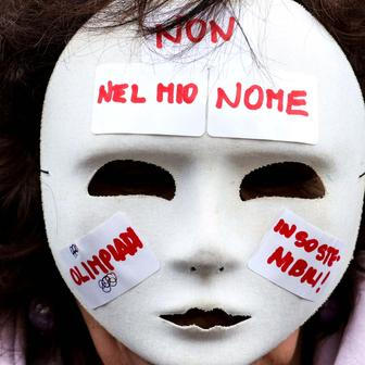 „Nepřátelé Itálie!“ Meloniová obvinila radikály z útoku na olympijský Milán