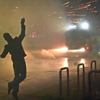 „Nepřátelé Itálie!“ Meloniová obvinila radikály z útoku na olympijský Milán