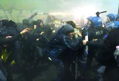 „Nepřátelé Itálie!“ Meloniová obvinila radikály z útoku na olympijský Milán