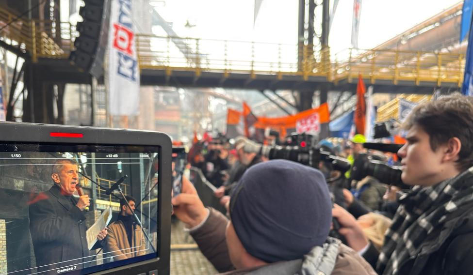 Odboráře v Ostravě z pódia pozdravil i Andrej Babiš a zlobil se, proč Ostrava oslavovala ukončení těžby černého uhlí, když prý jde o nelogický krok.