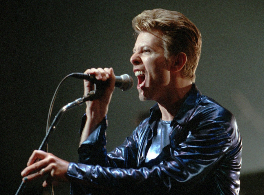 Z dokumentu David Bowie: Muž, který změnil svět.