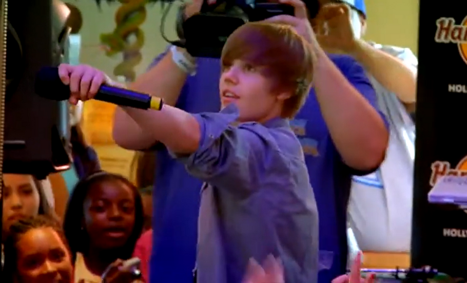 Z dokumentu Justin Bieber: Always Believing.