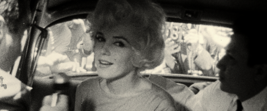 Z dokumentu Tajemství Marilyn Monroe: Ztracené nahrávky.