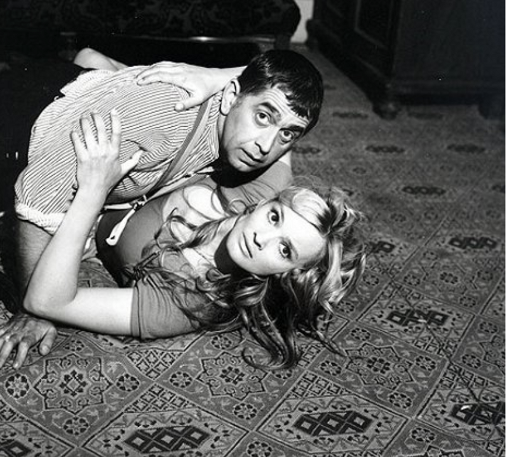 Jana Brejchová a Vlastimil Brodský ve filmu Farářův konec.