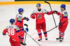 Martin Nečas, Lukáš Sedlák, Roman Červenka, David Pastrňák, hokejista, sportovec