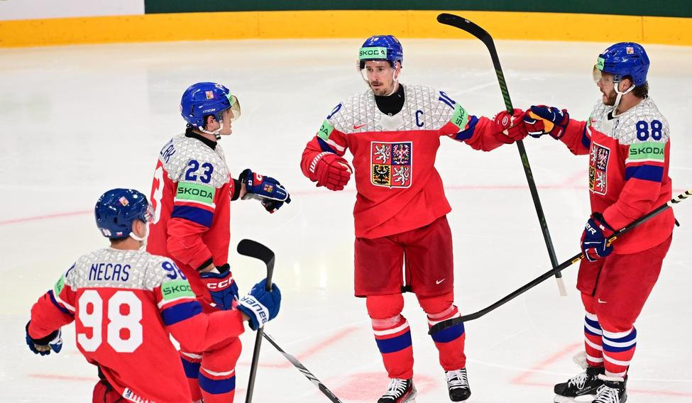 Martin Nečas, Lukáš Sedlák, Roman Červenka, David Pastrňák, hokejista, sportovec