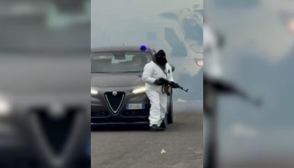 Gang přepadl dodávku uprostřed dálnice za bílého dne