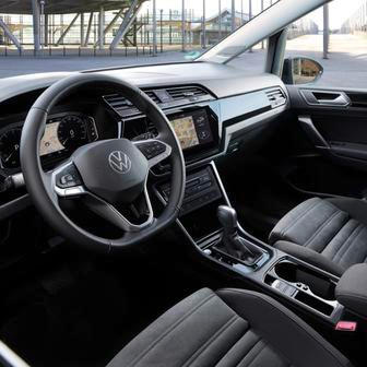 Ceny začínají na 777 tisících korunách, na výběr jsou benzinové i naftové motory.